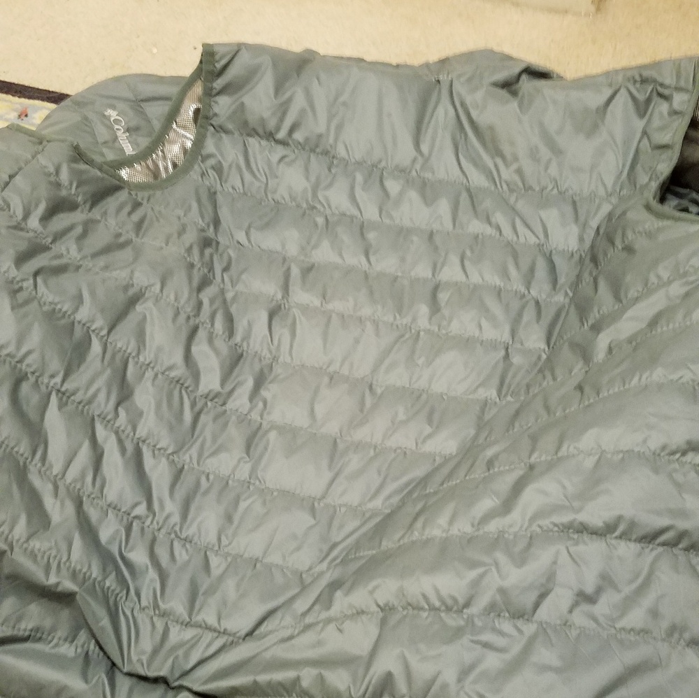 Columbia Omni-Heat vest, New with tags